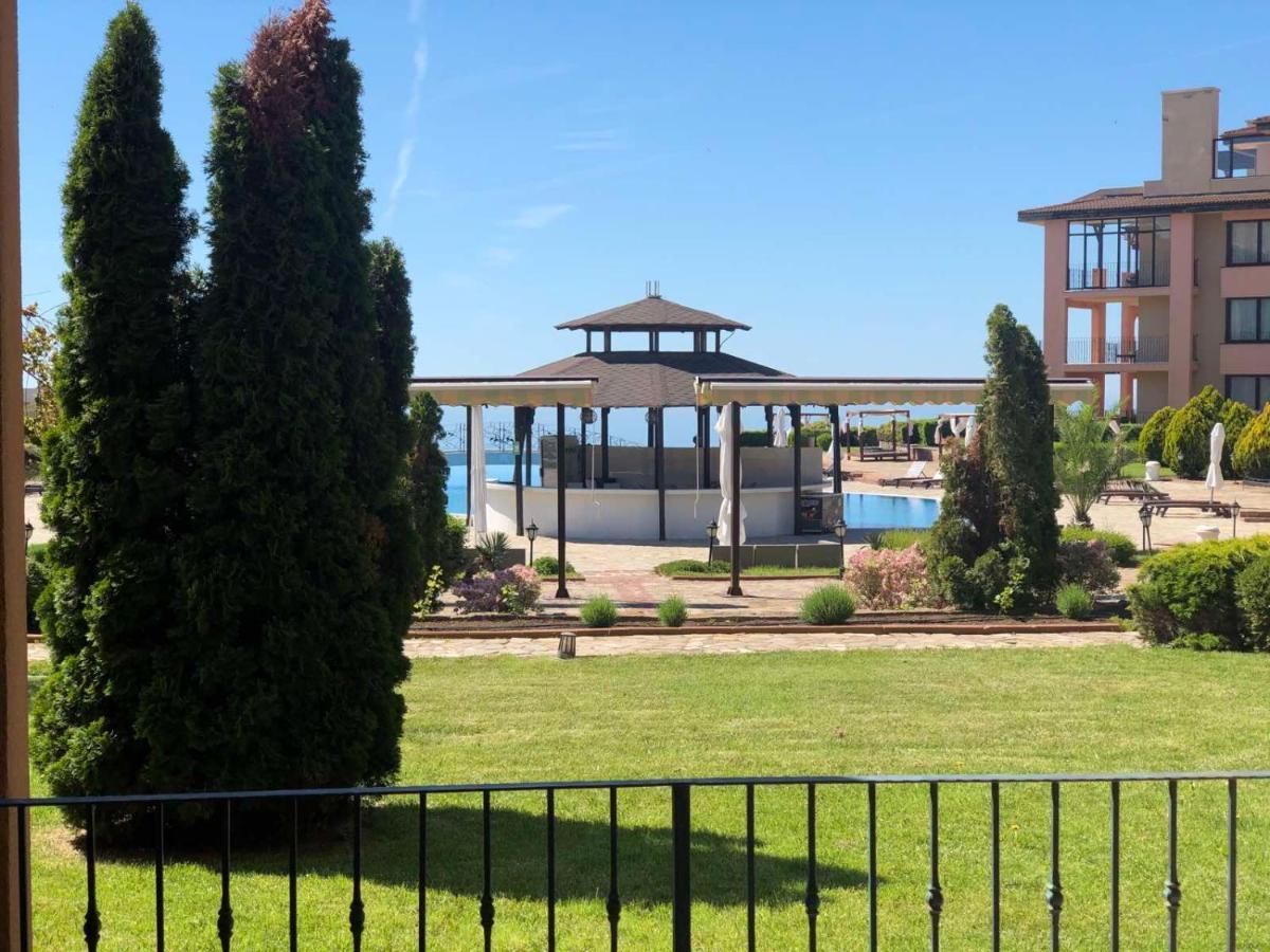 Luxury Family Apartment Kaliakria Topola Exteriör bild