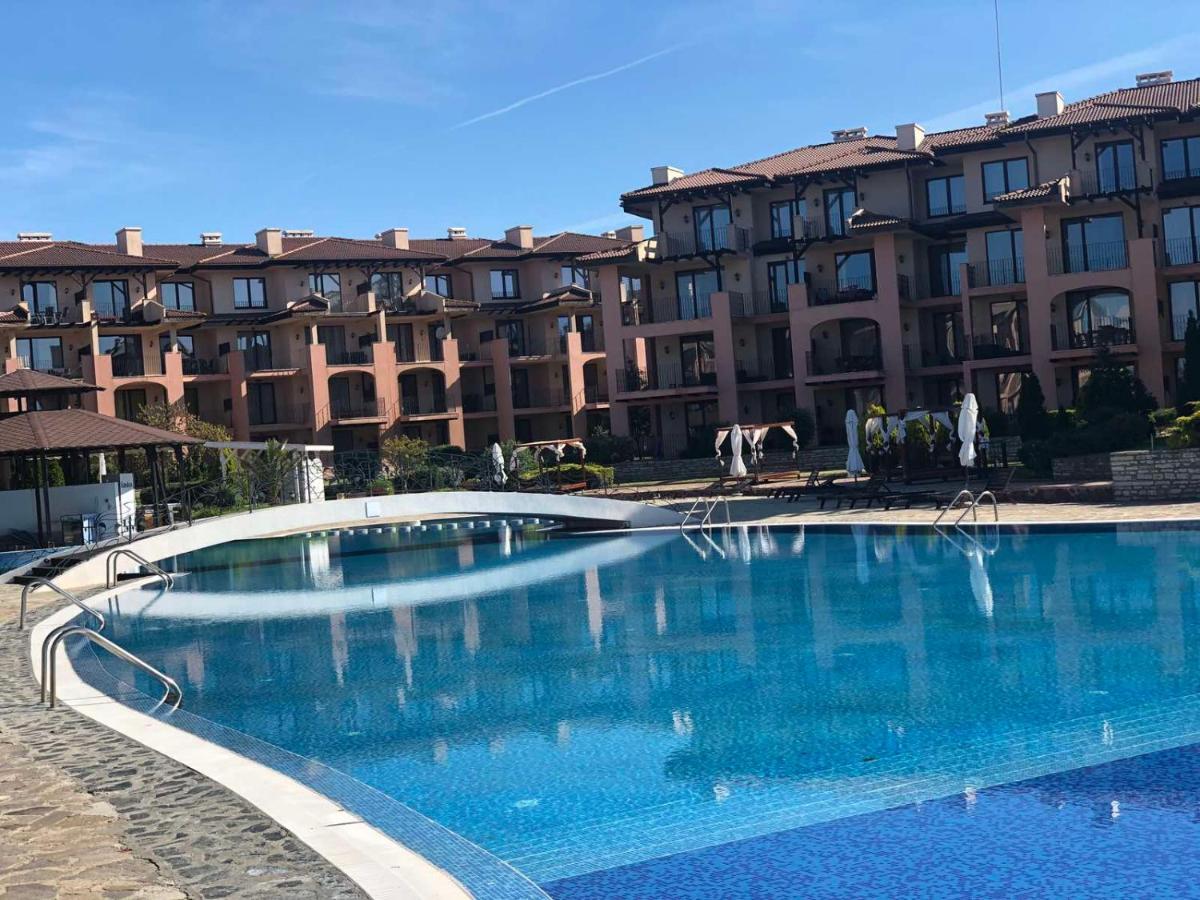 Luxury Family Apartment Kaliakria Topola Exteriör bild