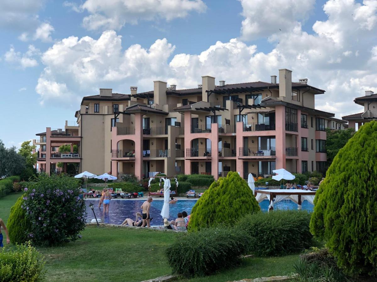 Luxury Family Apartment Kaliakria Topola Exteriör bild