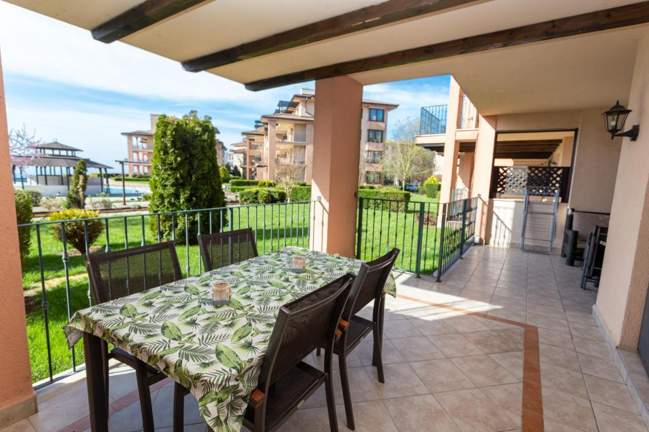 Luxury Family Apartment Kaliakria Topola Exteriör bild